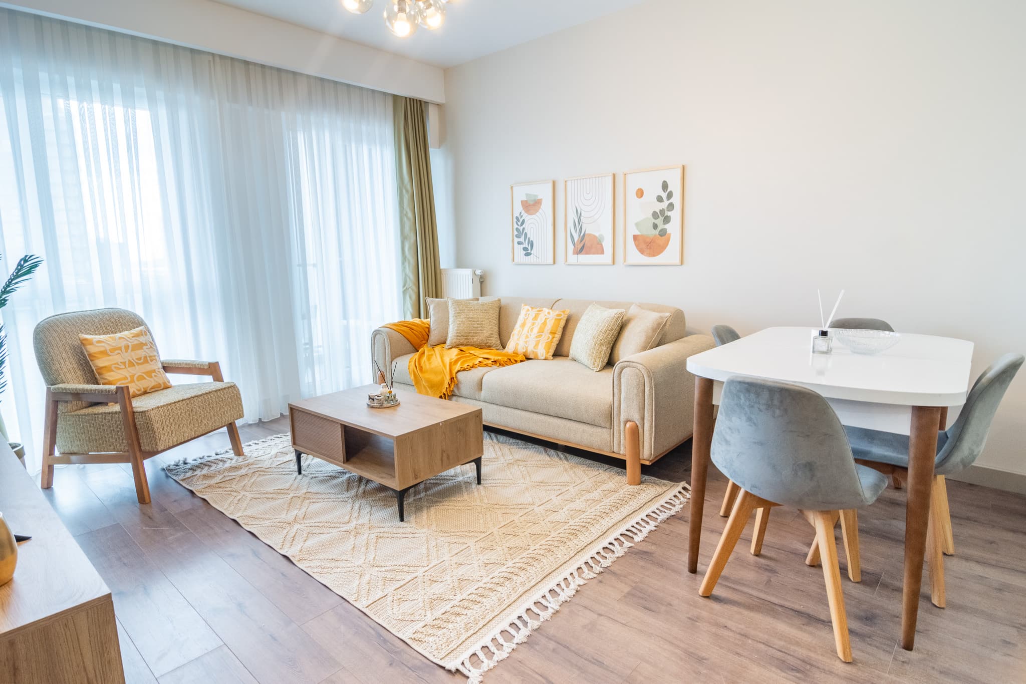 Family Home 2bedr with balcony and Panoramic View, furnished apartment in Başakşehir, Istanbul