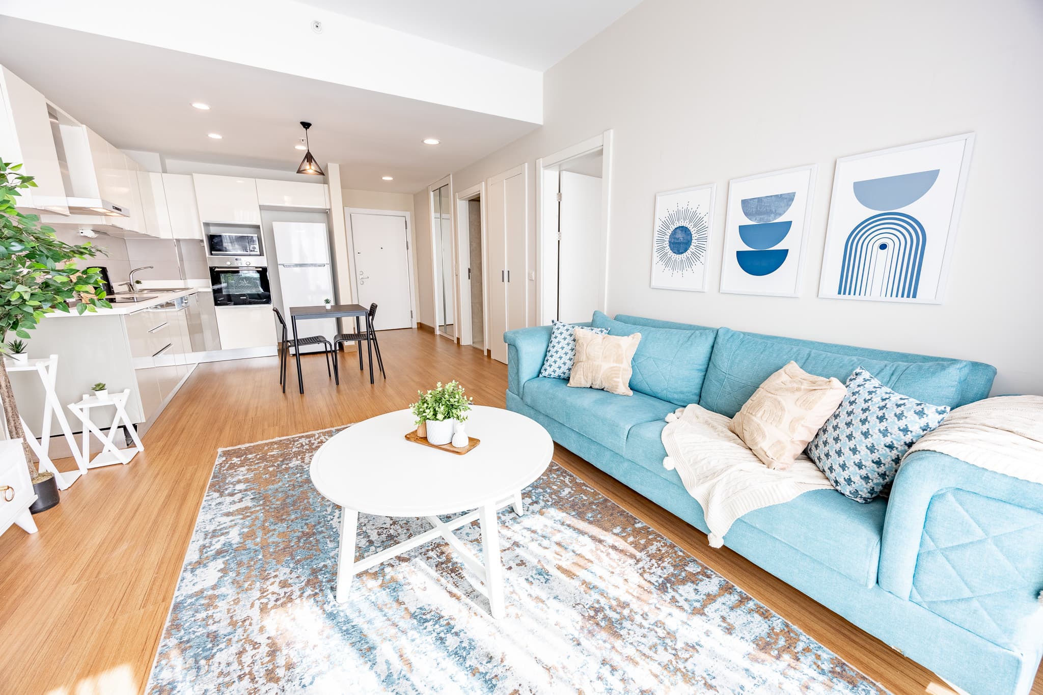 1-Bedroom Escape: Perfect for Families, furnished apartment in Avcılar, Istanbul — image 3