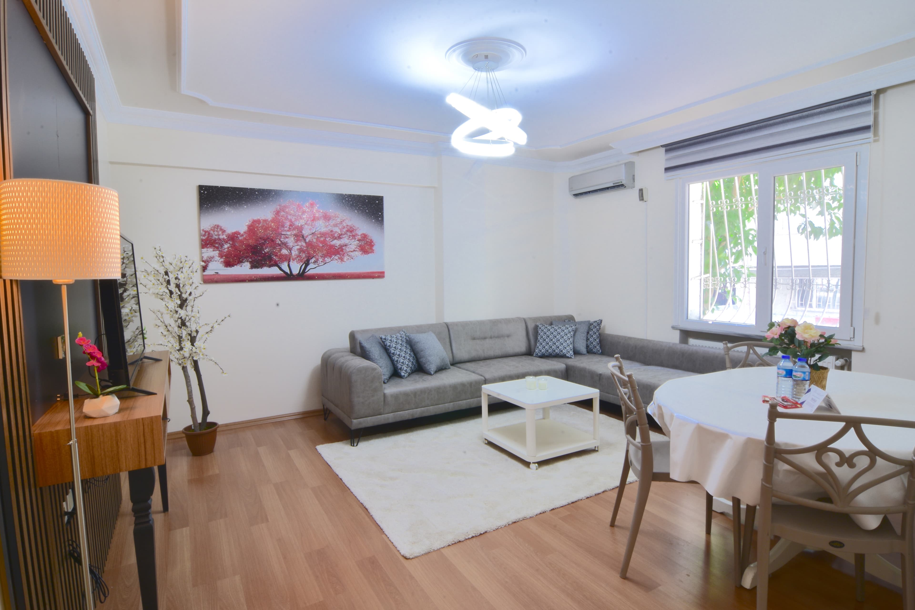 Cozy 3BR Retreat: Modern Comfort, furnished apartment in Avcılar, Istanbul — image 3